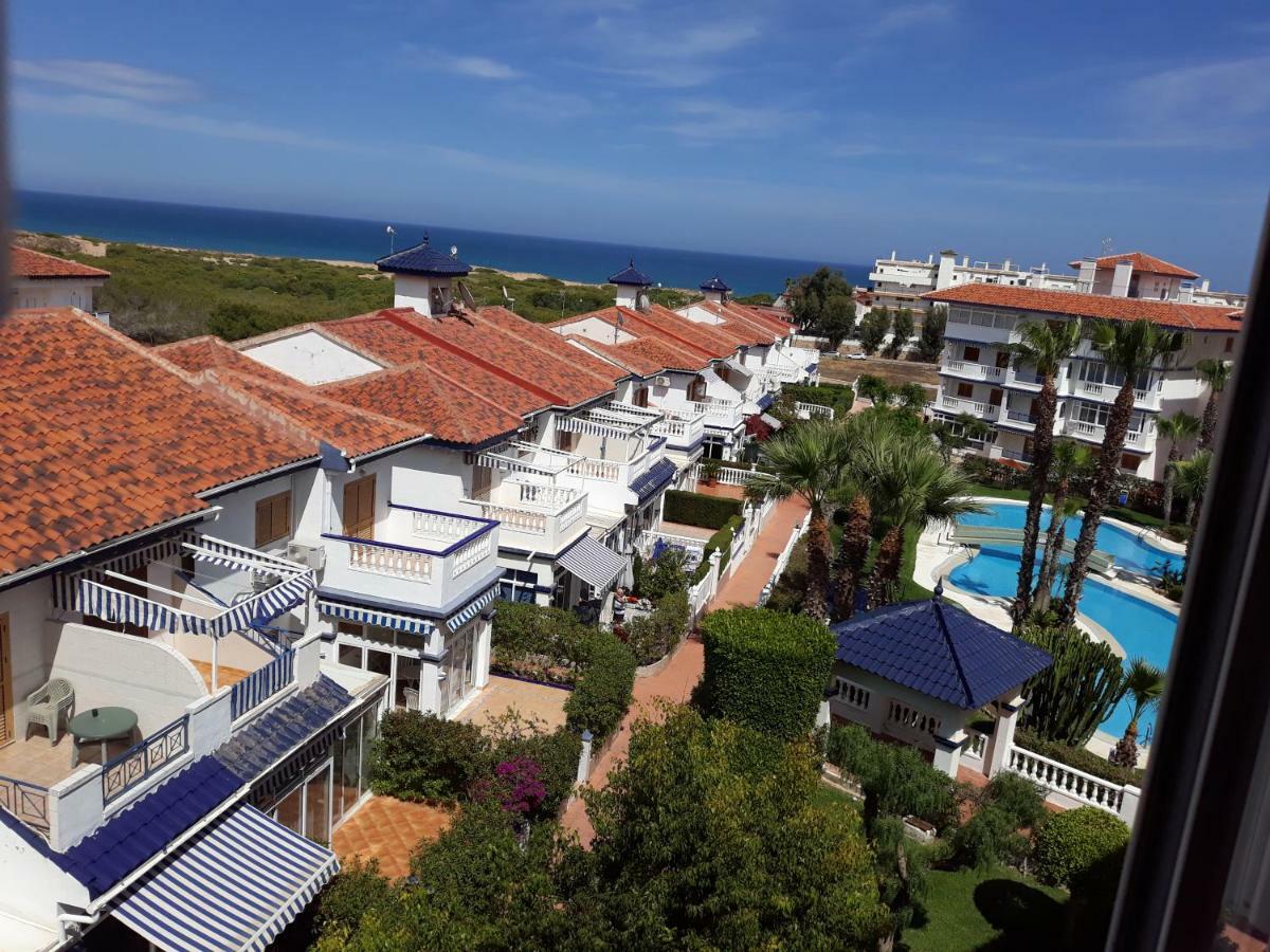 Апартаменты В Парковой Зоне С Видом На Море La Mata  Exteriör bild